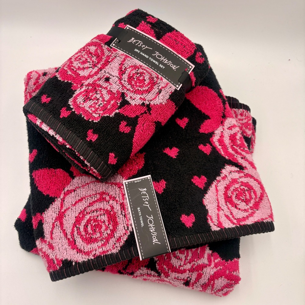 Betsey Johnson 4pc Towel Set Pink Roses Hearts Black Cotton Bath & Hand Towels